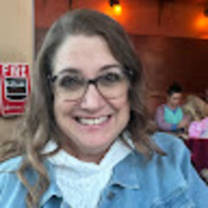 Meet your Posher, Stacy